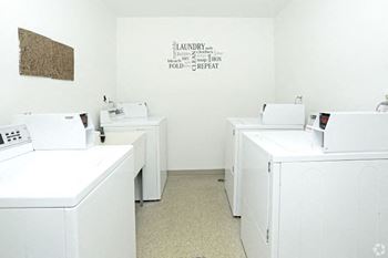 Coinless Laundry Machines on Every Floor (apartments)